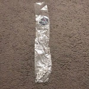 Papparazi leaf necklace